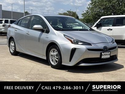 Used 2022 Toyota Prius LE