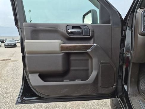 Used 2022 Chevrolet Silverado 3500 LT w/ Convenience Package AWD/4WD image 12