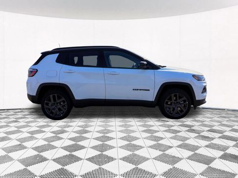 New 2026 Jeep Compass Limited AWD/4WD image 11