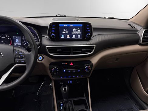 Used 2019 Hyundai Tucson Value AWD/4WD image 11