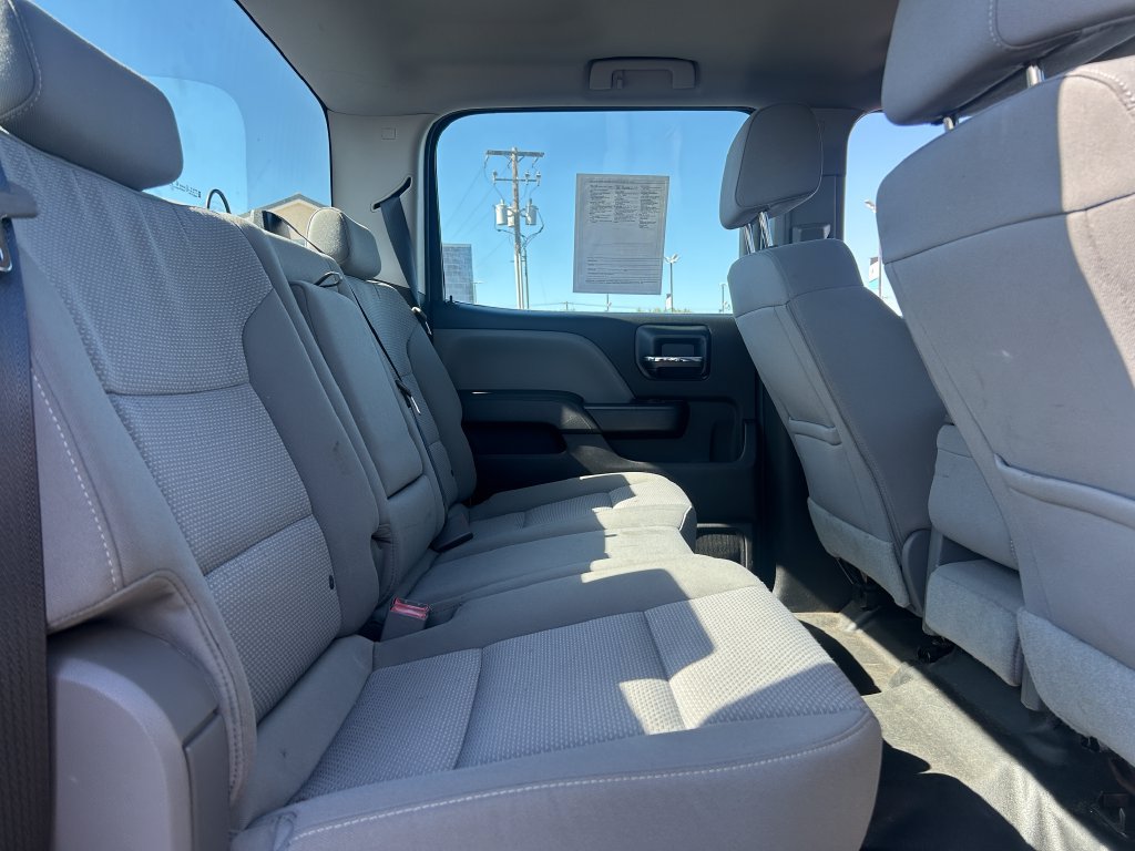 Used 2018 Chevrolet Silverado 2500 W/T AWD/4WD image 25