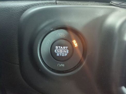 Used 2022 Jeep Wrangler Unlimited Sahara 4xe image 34