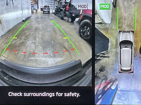 Used 2024 Mitsubishi Outlander SE Black Edition image 14