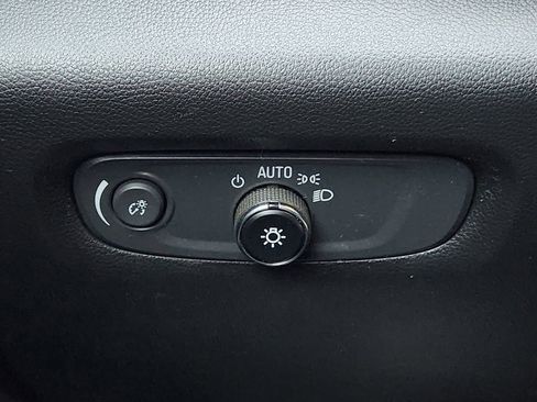 Used 2023 Chevrolet Traverse High Country w/ LPO, Floor Liner Package image 28