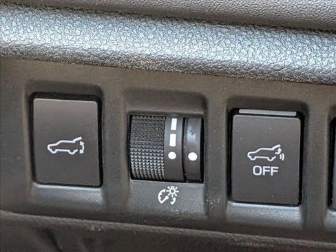 Used 2025 Subaru Outback Onyx Edition AWD/4WD image 14