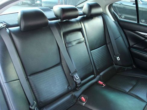 Used 2018 INFINITI Q50 Sport image 18