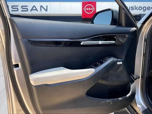 Used 2021 Kia Seltos SX w/ SX Sunroof Package AWD/4WD image 19