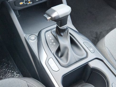 New 2025 Kia K4 LXS image 16