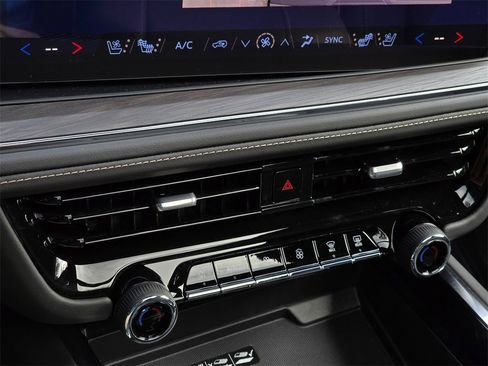 New 2026 Chevrolet Blazer EV LT image 36