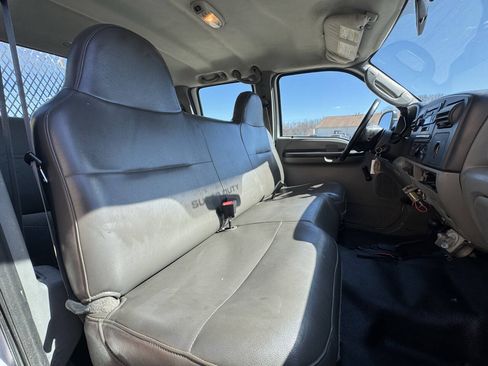 Used 2006 Ford F250 XL AWD/4WD image 26