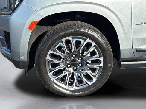 Used 2024 GMC Yukon XL Denali Ultimate image 24