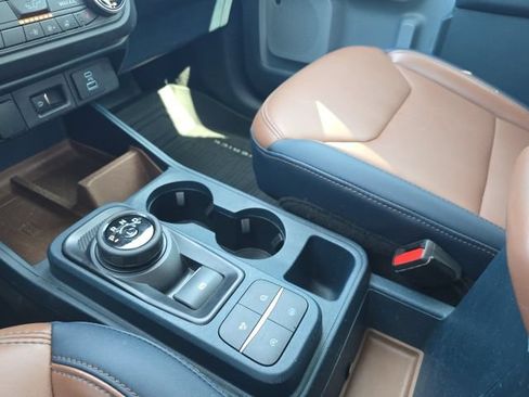 Used 2023 Ford Maverick Lariat w/ Lariat Luxury Package AWD/4WD image 34