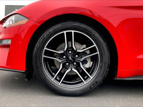 Used 2022 Ford Mustang Premium image 11