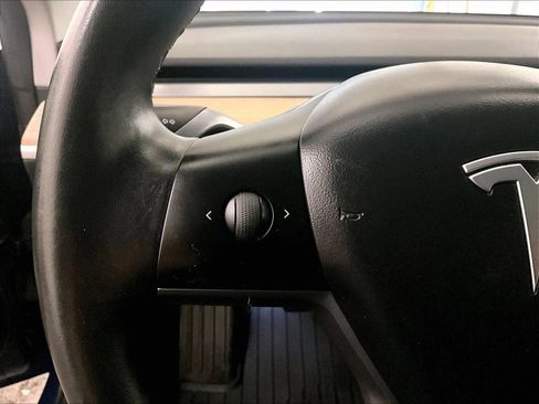 Used 2018 Tesla Model 3 Performance image 17
