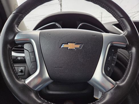 Used 2016 Chevrolet Traverse LT FWD image 18