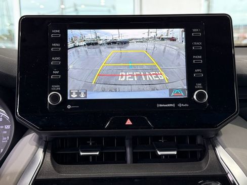 Certified 2021 Toyota Venza LE w/ Carpet Mat Package (TMS) image 28