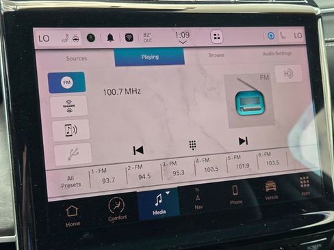 Certified 2024 Jeep Grand Cherokee Limited image 19