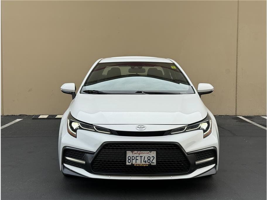 Used 2020 Toyota Corolla SE w/ Protection Package FWD image 2