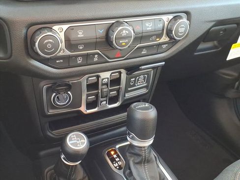 New 2026 Jeep Gladiator Sport image 22