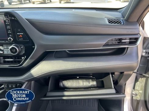 Used 2021 Toyota Highlander XSE image 38