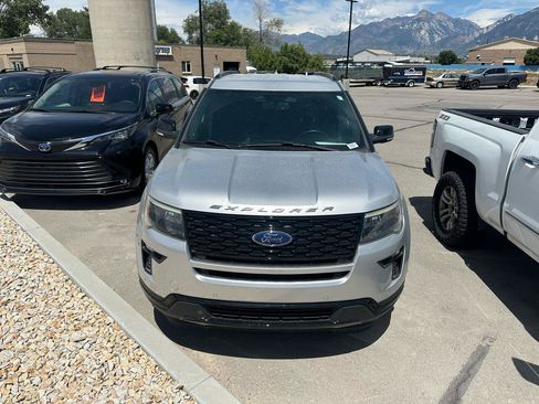 Used 2019 Ford Explorer Sport AWD/4WD image 2