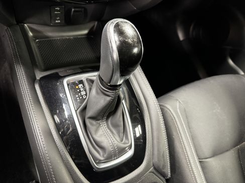 Used 2018 Nissan Rogue Sport SL w/ SL Premium Package image 45