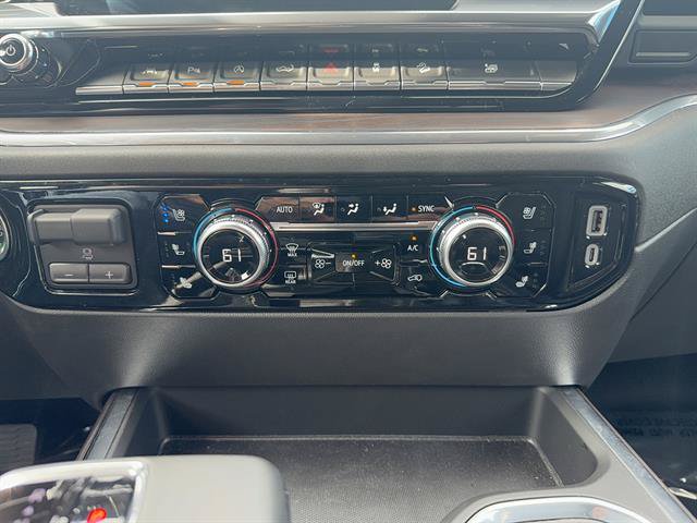 Certified 2024 GMC Sierra 1500 SLT w/ SLT Premium Plus Package AWD/4WD image 17