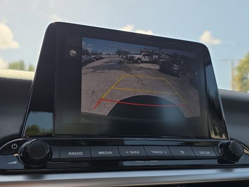 Used 2024 Kia Forte LXS image 29