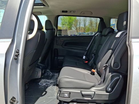 New 2026 Honda Odyssey EX-L image 5