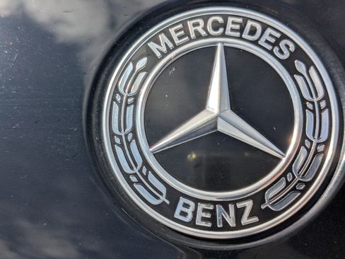 Used 2023 Mercedes-Benz GLE 350 w/ AMG Line Exterior image 15
