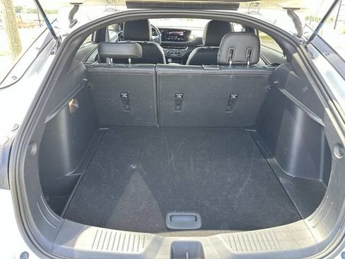 Used 2025 Buick Envista Preferred FWD image 16