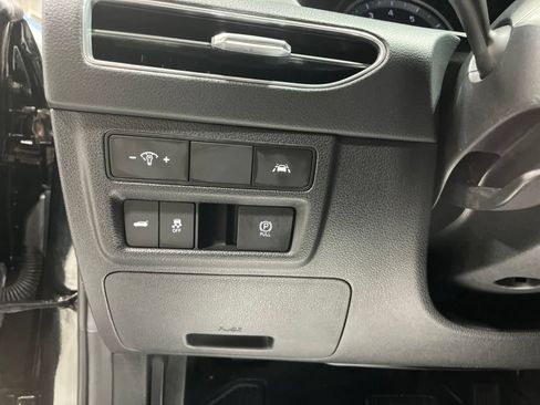 Used 2023 Hyundai Sonata SEL FWD image 16