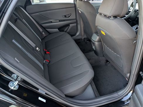 New 2026 Hyundai Elantra SEL Sport Premium FWD image 23