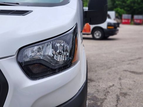 New 2026 Ford Transit 150 Low Roof AWD image 10