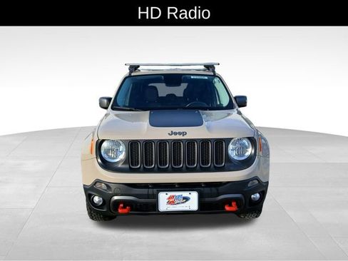 Used 2016 Jeep Renegade Trailhawk image 9