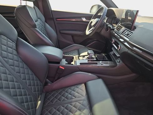 Used 2023 Audi SQ5 Premium Plus w/ Premium Plus Package AWD/4WD image 12