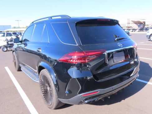 Used 2024 Mercedes-Benz GLE 350 4MATIC image 3