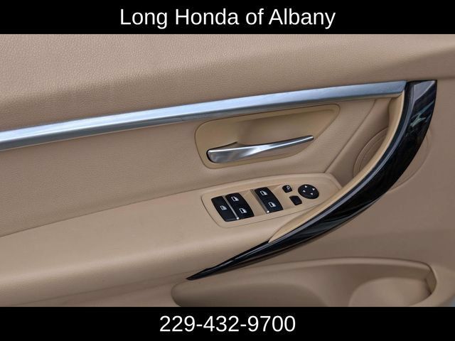 Used 2016 BMW 328i Sedan RWD image 11