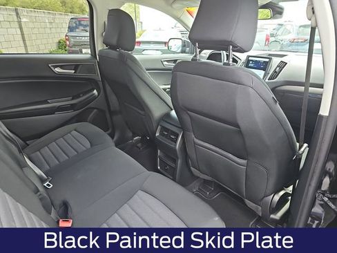 Used 2024 Ford Edge SE w/ Black Appearance Package image 13