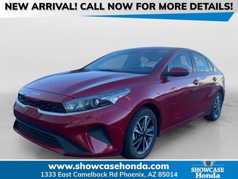 Used 2024 Kia Forte LXS image 1