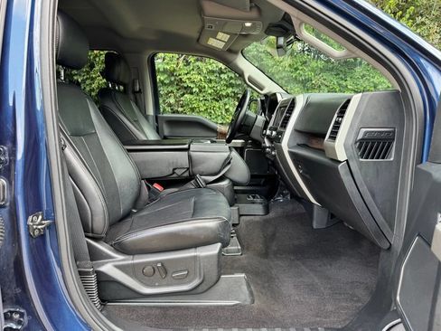 Used 2019 Ford F150 Lariat w/ Trailer Tow Package AWD/4WD image 31