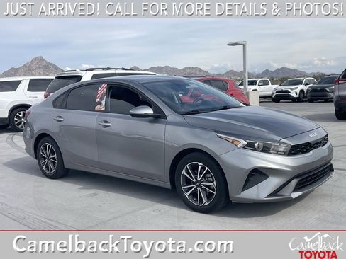 Used 2023 Kia Forte LXS w/ LXS Technology Package image 1