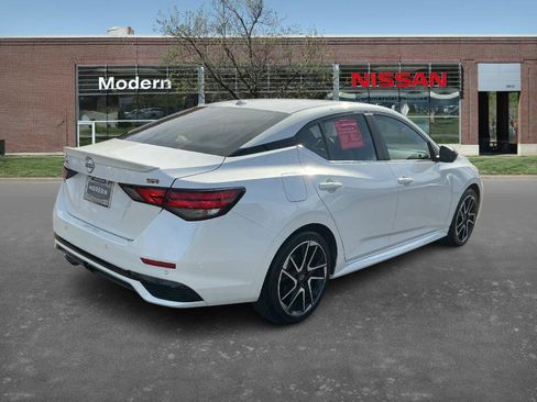 Certified 2024 Nissan Sentra SR w/ SR Premium Package image 4