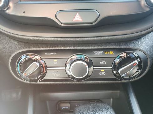 Certified 2022 Kia Soul LX FWD image 22