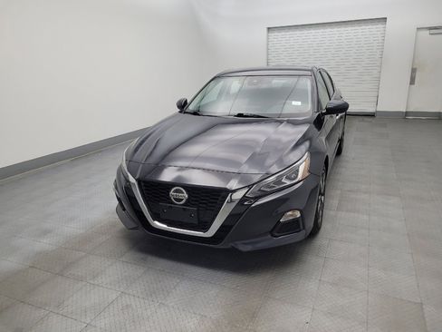 Used 2022 Nissan Altima 2.5 SV image 15