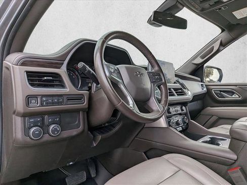 Used 2021 Chevrolet Tahoe Z71 image 10