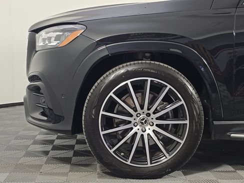 Certified 2026 Mercedes-Benz GLS 580 4MATIC image 11