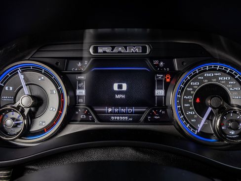 Used 2021 RAM 3500 Limited image 19