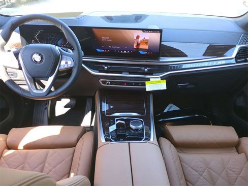 New 2026 BMW X5 xDrive40i w/ Climate Comfort Package image 13