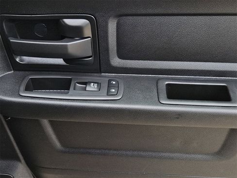 Used 2022 RAM 3500 Tradesman image 31